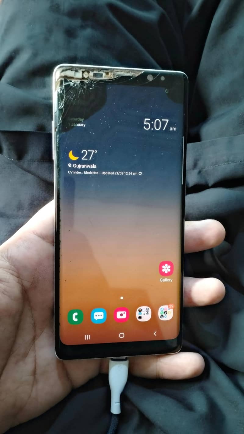 Samsung Note 8 Panel Damaged 1