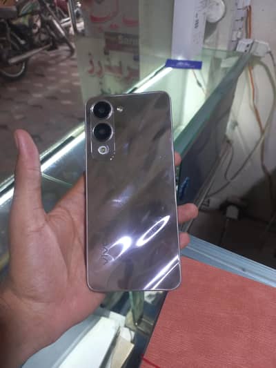 Vivo y04