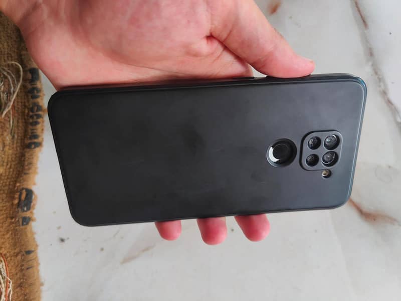 Xiaomi Redmi Note 9 5