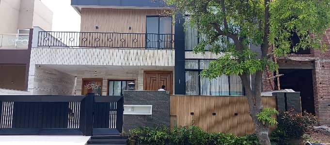 This Is Your Chance To Buy House In Faisalabad