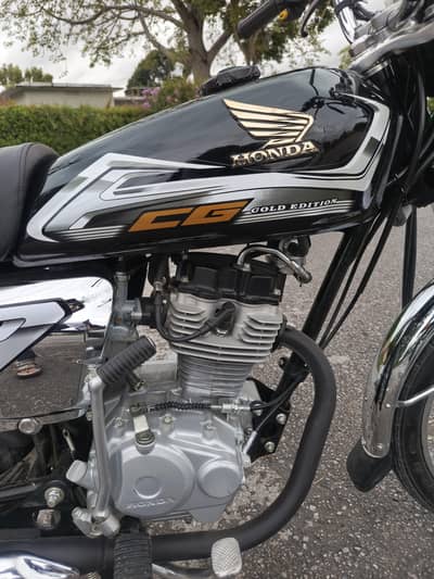 125 customized fuel tank