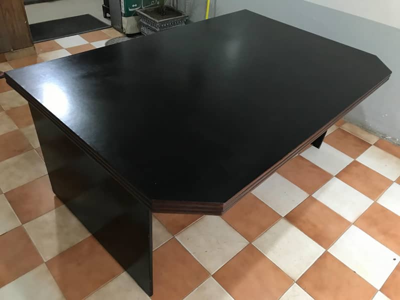 big size table mazboot 1