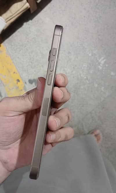 Apple iPhone 16 Pro Max Factory unlock