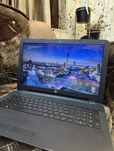 HP laptop