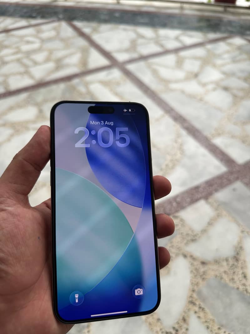 Apple iPhone 15 Pro Max 7