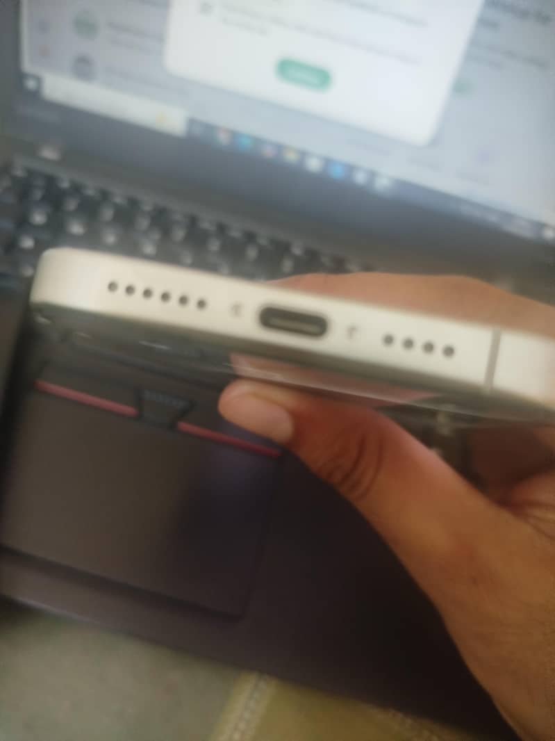 Apple iPhone 15 Pro Max 7