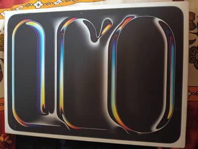 Ipad m5 pro used only 10 months s