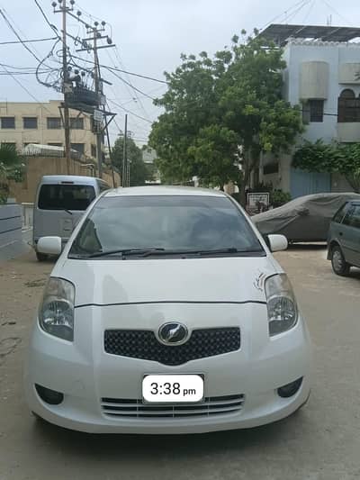 Vitz 1300cc apna Engine Contact 03096292018