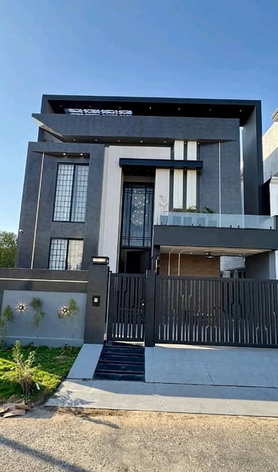 Spacious Prime Location House Is Available For sale In Ideal Location Of Citi Housing Society