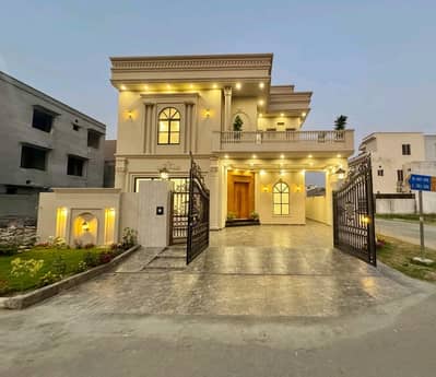 A Great Choice For A Corner 11 Marla House Available In Citi Housing Society