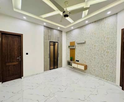 Get In Touch Now To Buy A Prime Location 10 Marla House In Wapda Town