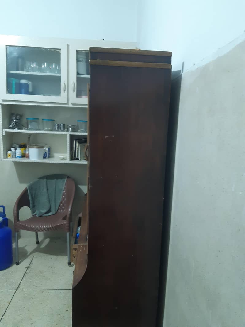 wardrobe & showcase 4