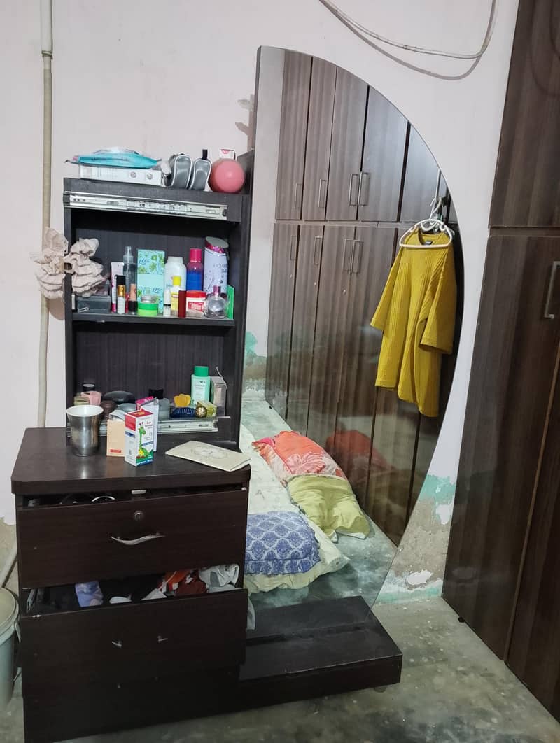 Dressing Table 1