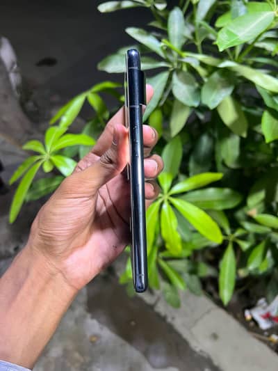 Google Pixel 8 Pro