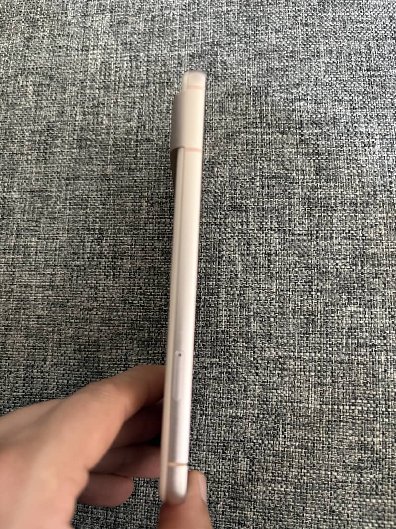Google Pixel 8 3