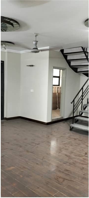Brand New Office Available For Rent Area 1250 Square Feet Area Corporate Office In Liberty Market Gulberg 3 Lahore