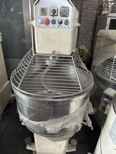 Dough mixer