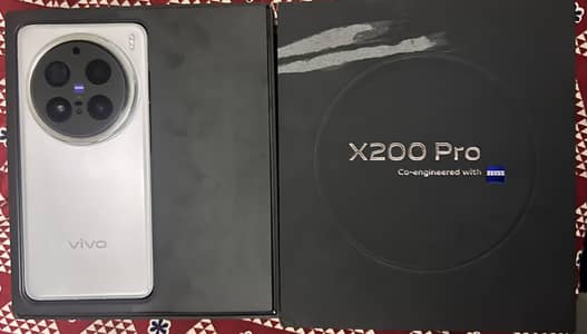 Vivo x200 Pro 16/256 full box brand new condition 03024577198