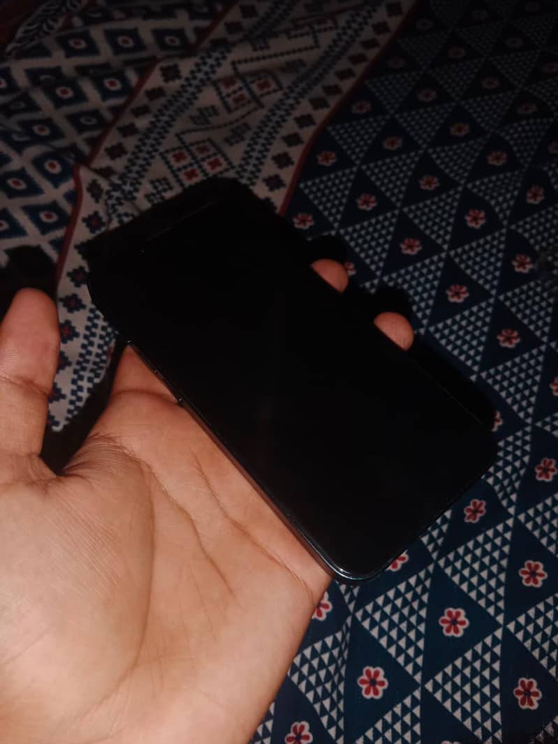 Apple iPhone 14 1
