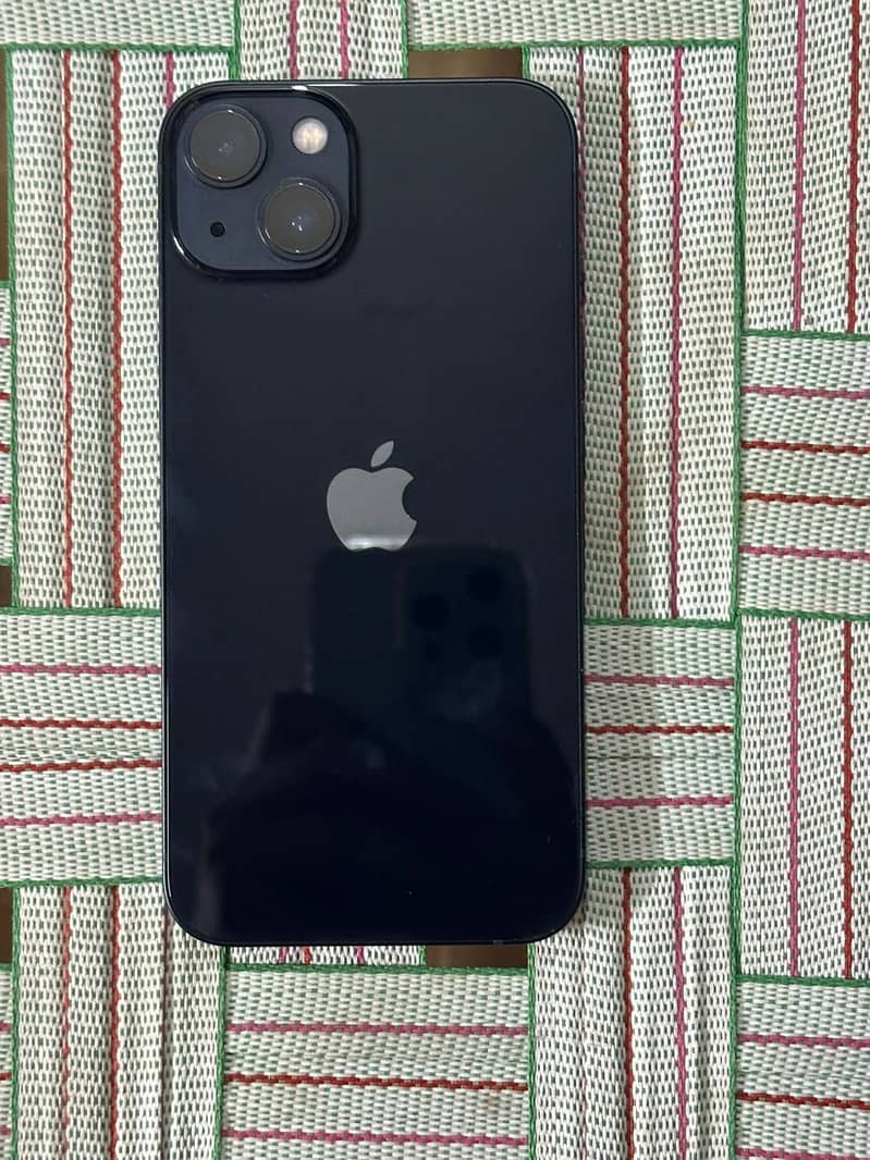 Apple iPhone 13 1