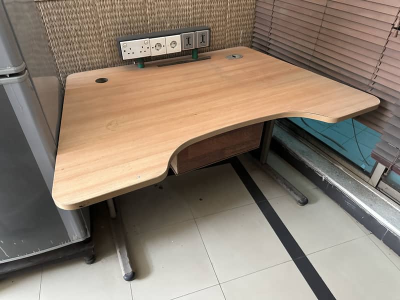 Wooden Computer Table 0
