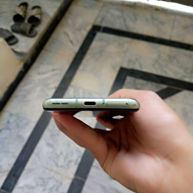 One Plus 9R 4