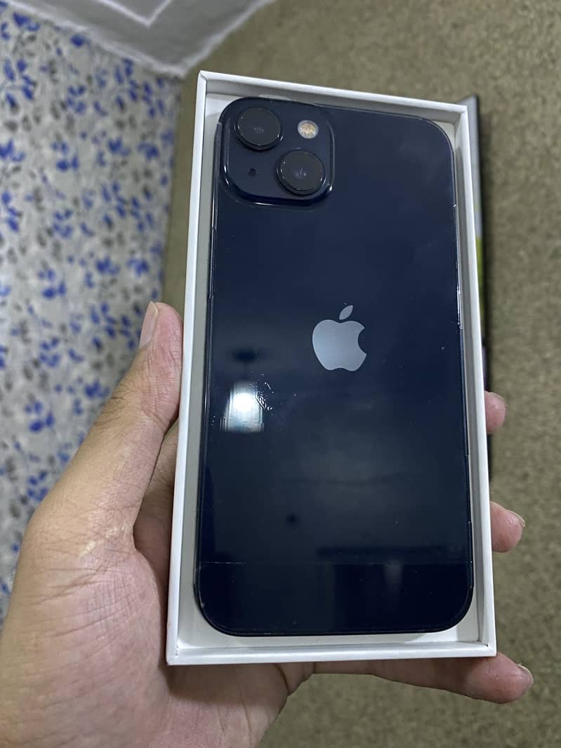 iPhone 13 3