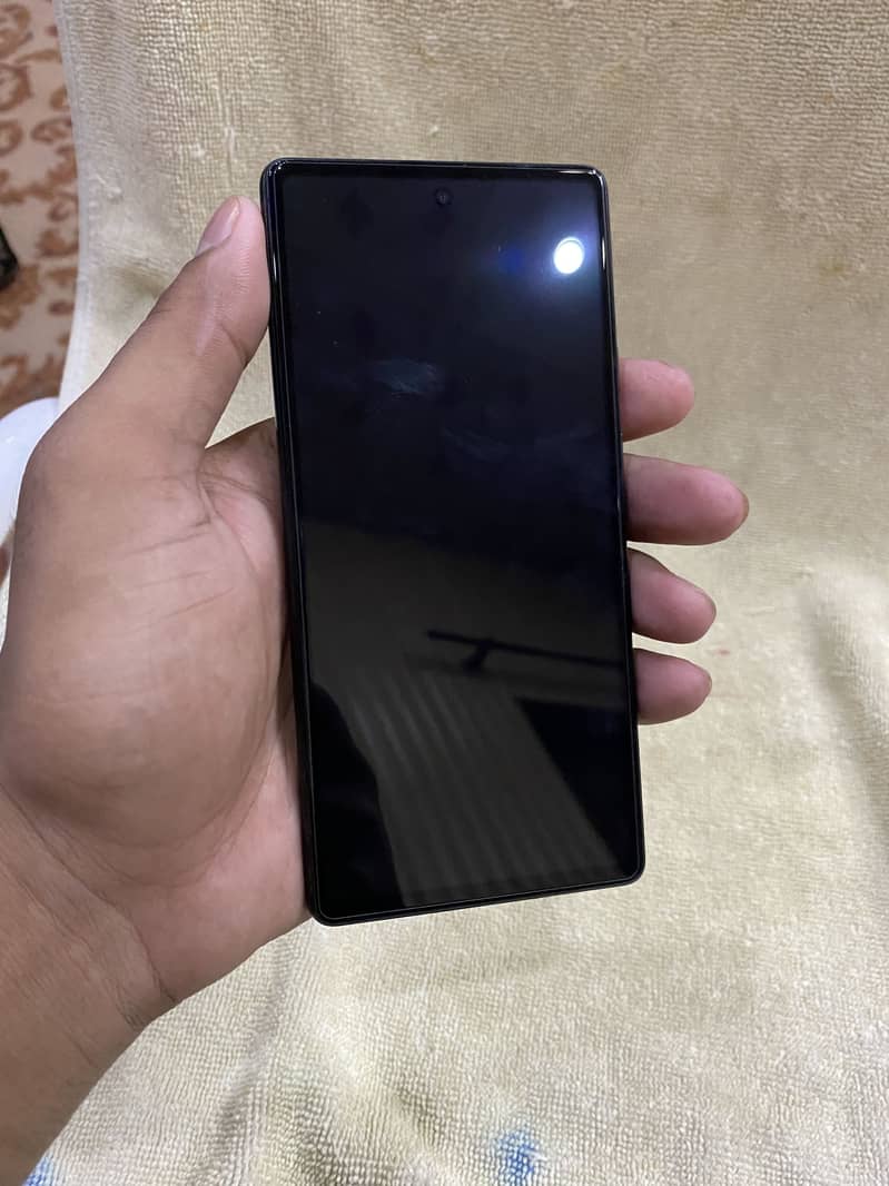 Google Pixel 6a 5