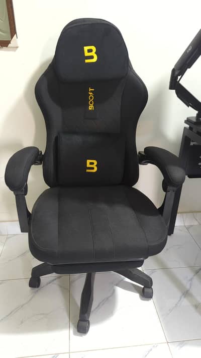 Boost Surge Pro Ergonomic Chair with Footrest