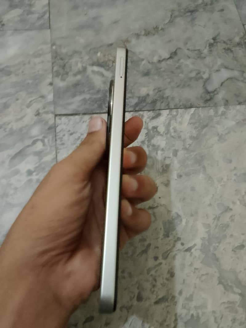 Xiaomi POCO C75 3