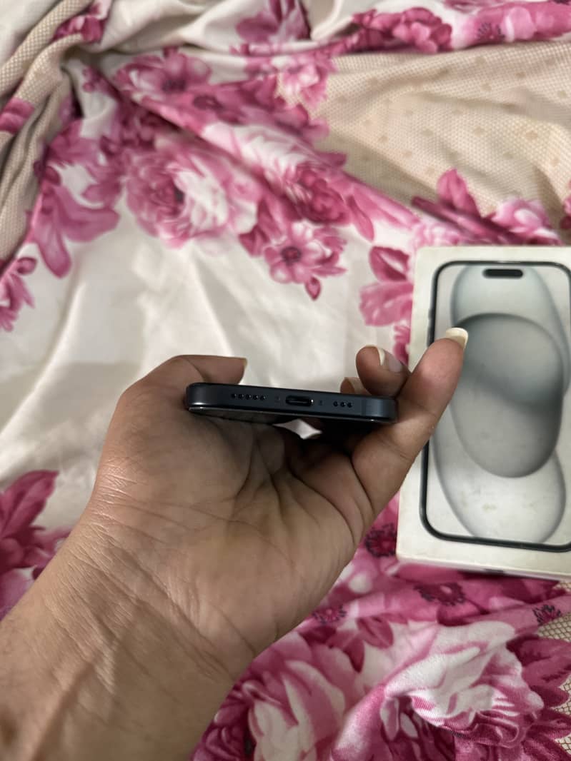 Apple iPhone 15 1