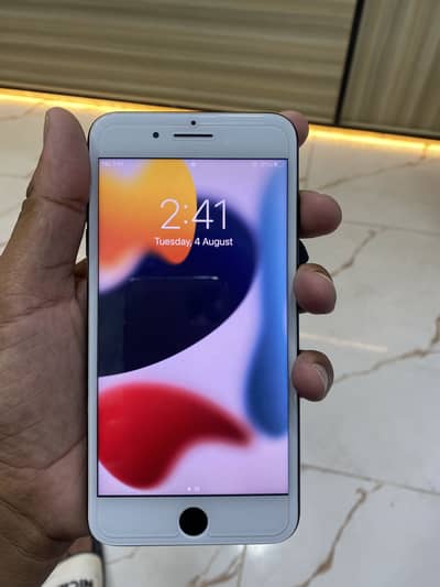 Apple iPhone 7 Plus 128 gb Factory unlock only panel change finger ok