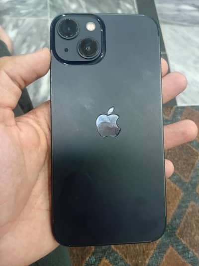 Apple iPhone 13