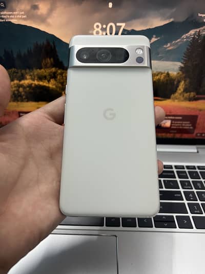 Google Pixel 8 Pro