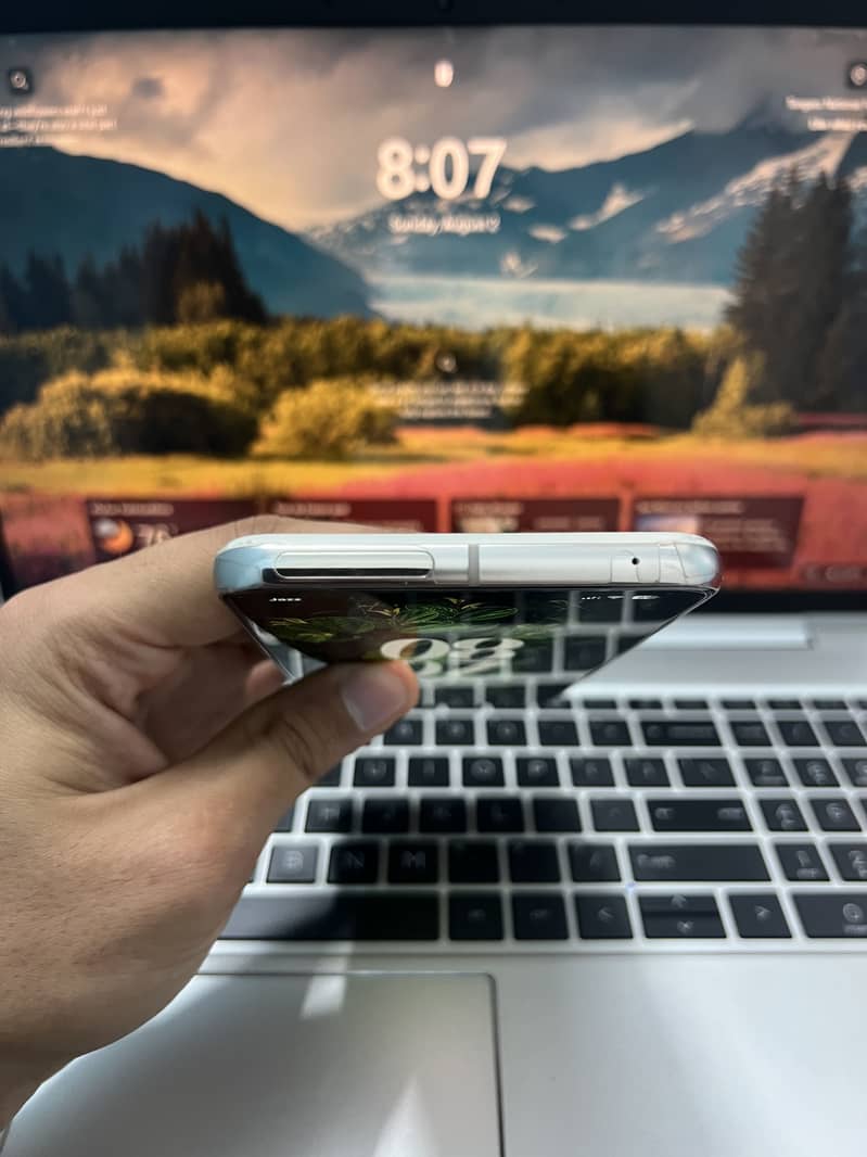 Google Pixel 8 Pro 1