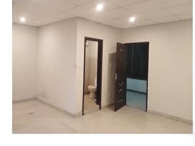 Area 350 Square Feet Brand New Corporation Office Available For Rent In Main Boulevard Road Gulberg 3 Lahore