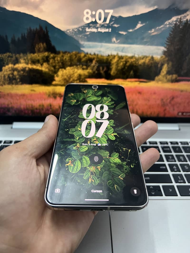 Google Pixel 8 Pro 2