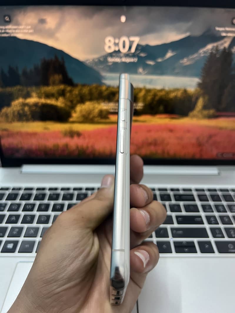 Google Pixel 8 Pro 3