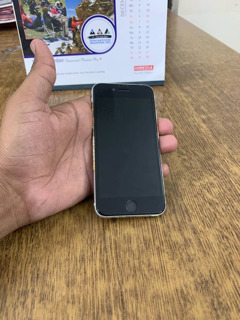 Apple iPhone SE 5