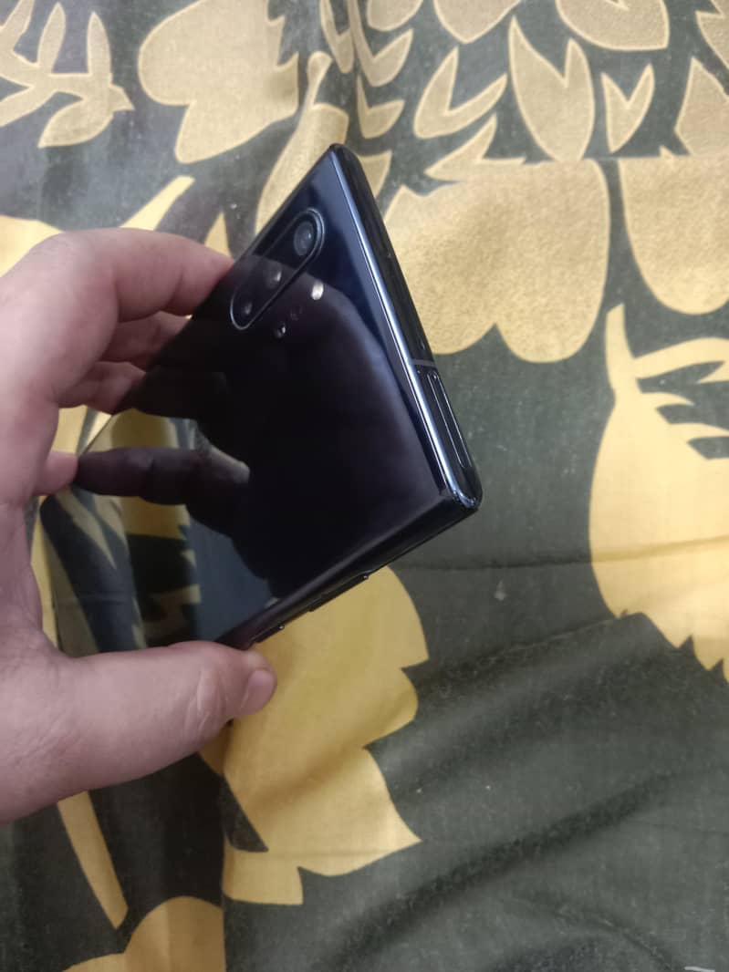 Samsung Mobile Note 10 Plus 3