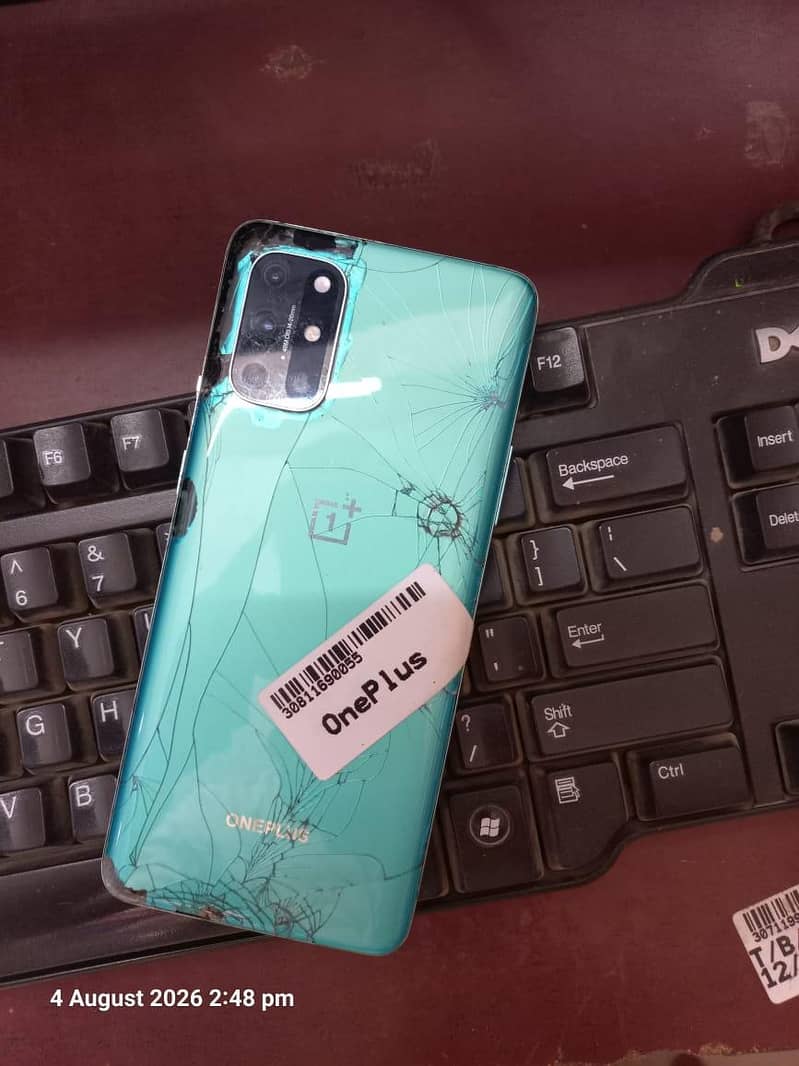 One Plus 8T 4