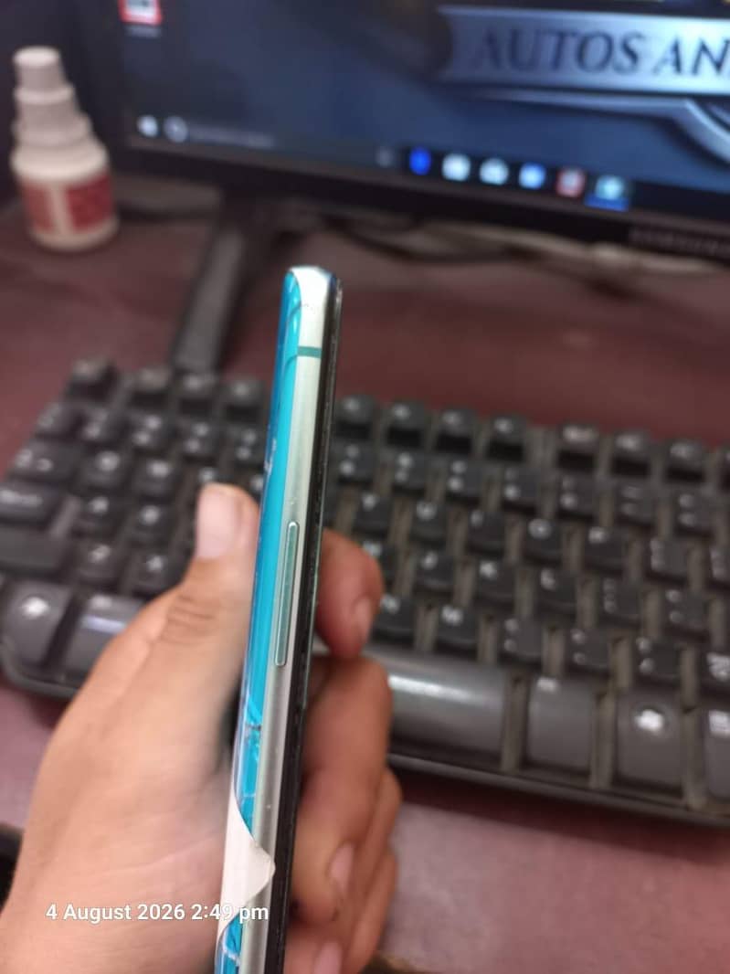 One Plus 8T 5