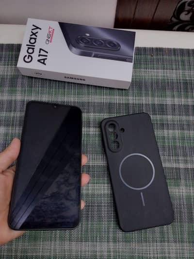 samsung galaxy A 17 new mobile in full warranty