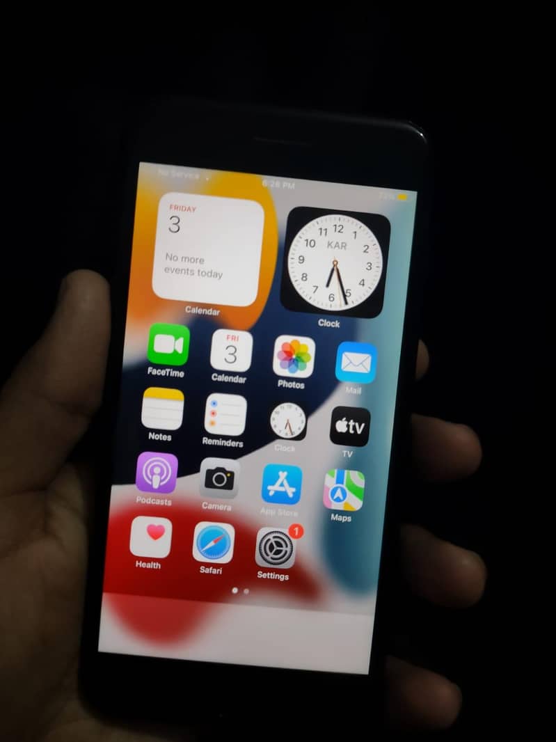 Apple iPhone 7 Plus 1