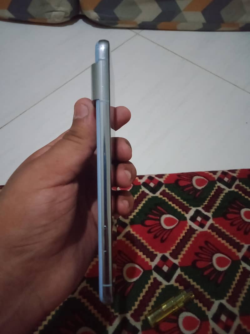 Google Pixel 8 Pro 2