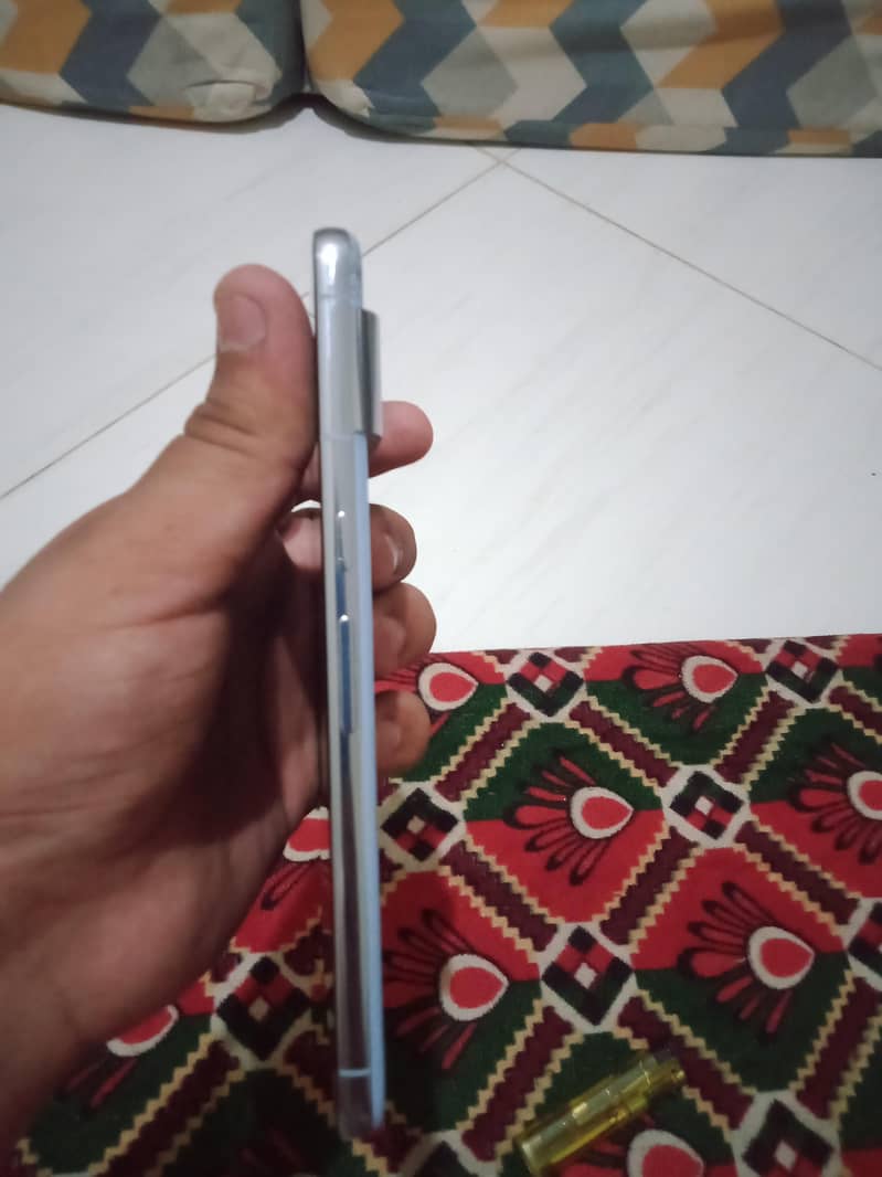 Google Pixel 8 Pro 5