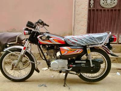 Honda125 Model 2021 Hyderabad number ha urgent sell no