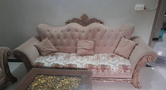 Crown style sofa set 5 seater