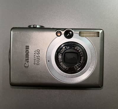 Digital camera Silver Canon IXUS 60 6.0MP 3X Optical Zoom CCD