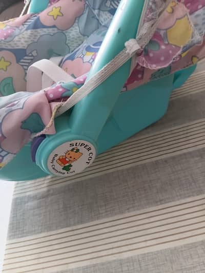 baby cot